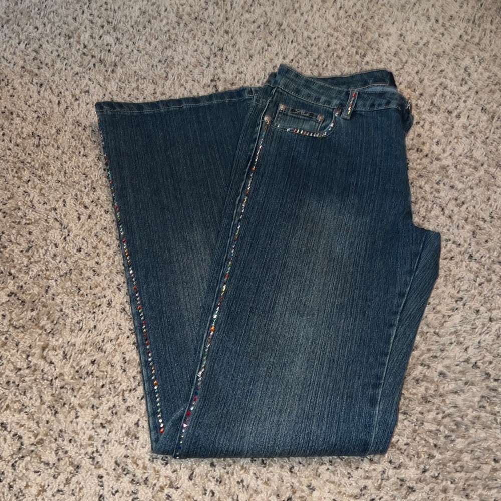 Jeans with rhinestone detail
